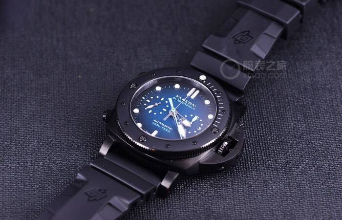 沛纳海 为海洋而生 实拍沛纳海SUBMERSIBLE CHRONO潜行系列腕表GUILLAUME NÉRY EDITION 纪尧姆·内里版