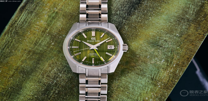 闹中取静 冠蓝狮推出44GS Hi-Beat GMT SBGJ259腕表